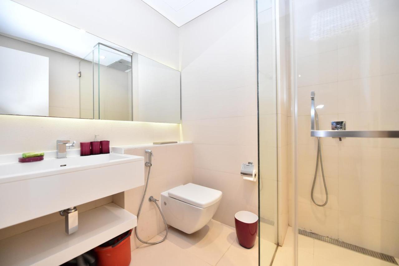 Cozy Studio Apt In Marina - Near Metro, Beach & Mall Lejlighed Dubai Eksteriør billede